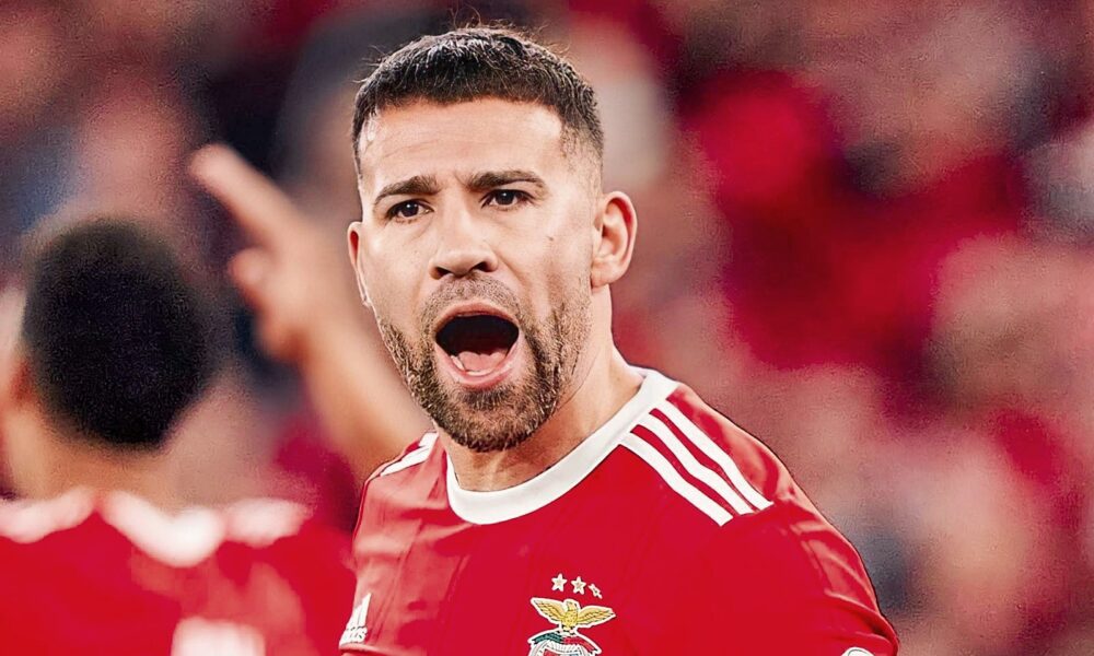 DEFESA ARGENTINO NICOLÁS OTAMENDI RENOVA O BENFICA ATÉ 2025